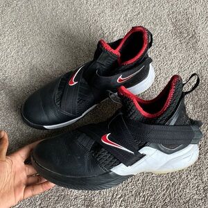 Nike LeBron Shoes SIZE 6.5Y